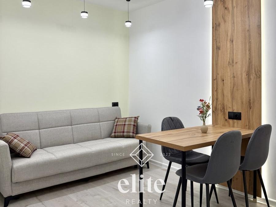elite realty image