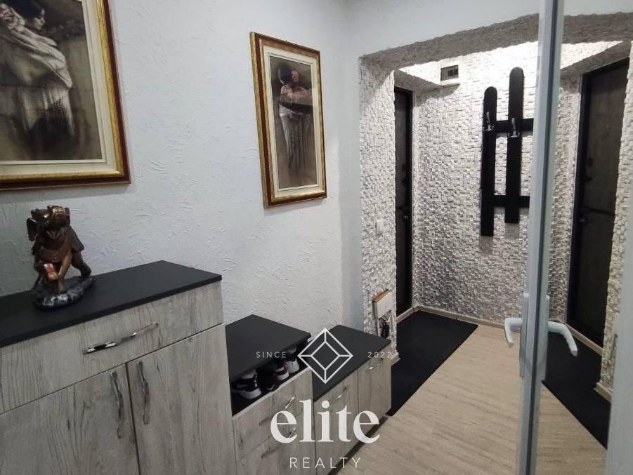 elite realty image