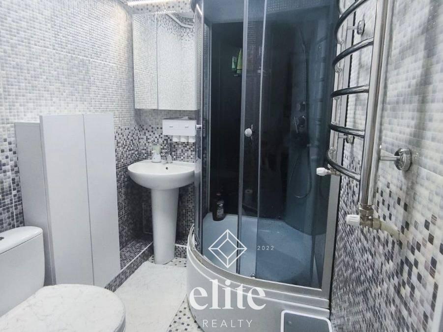 elite realty image