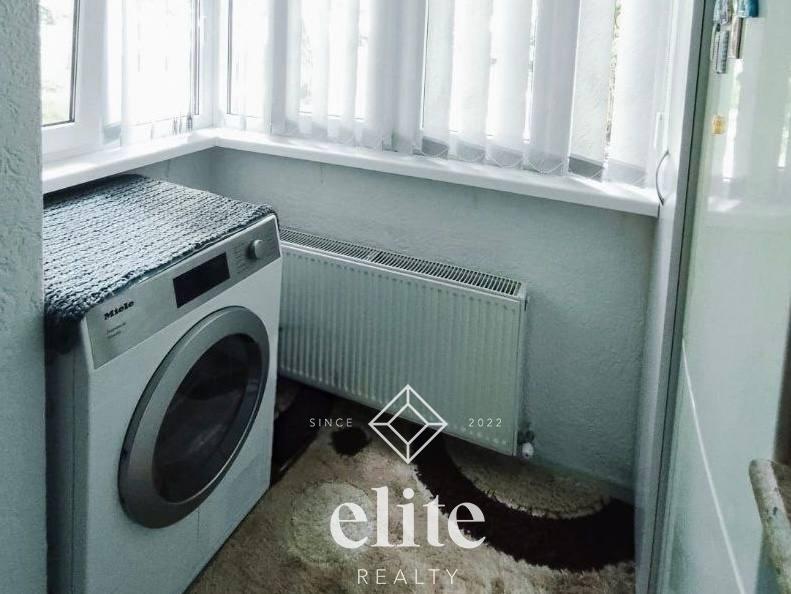 elite realty image