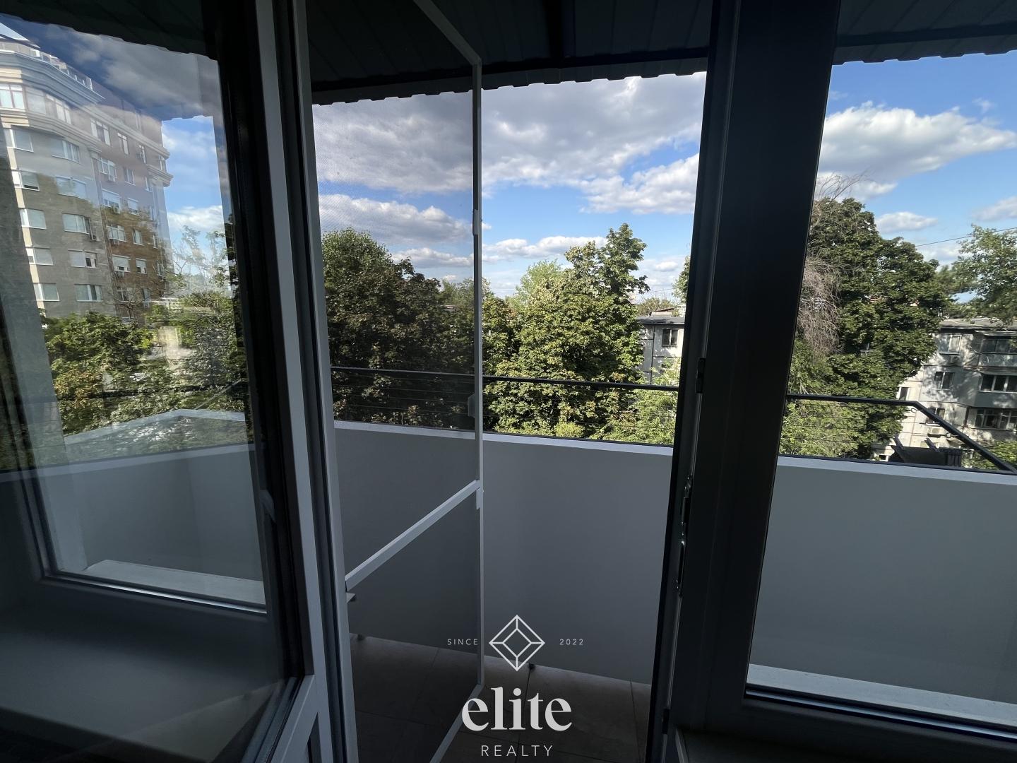 elite realty image