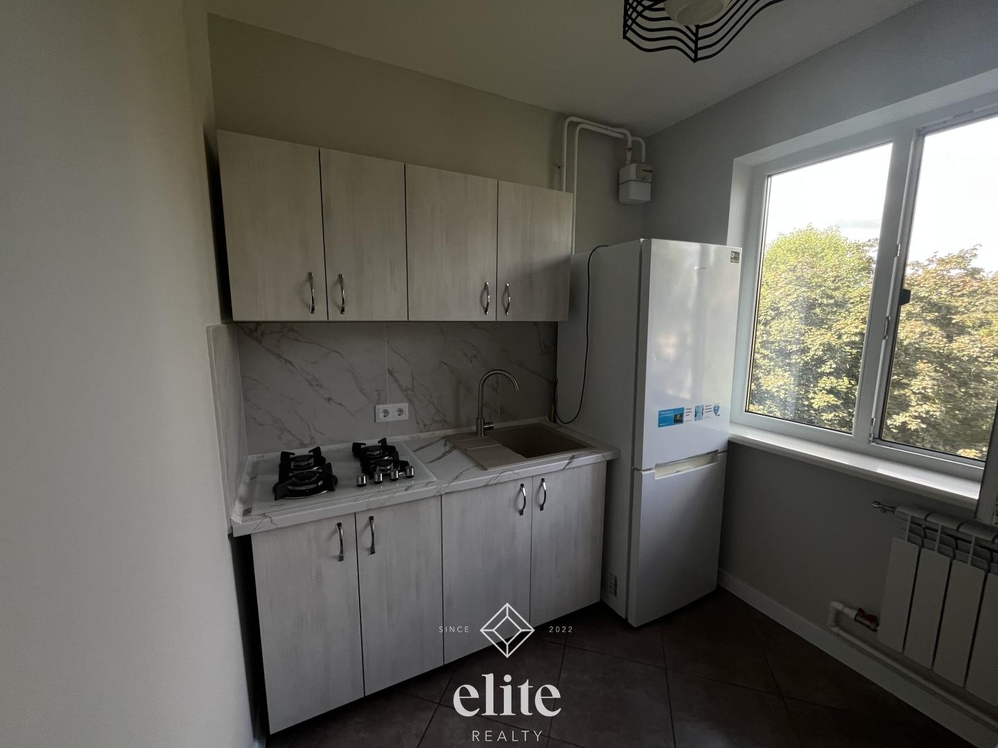 elite realty image