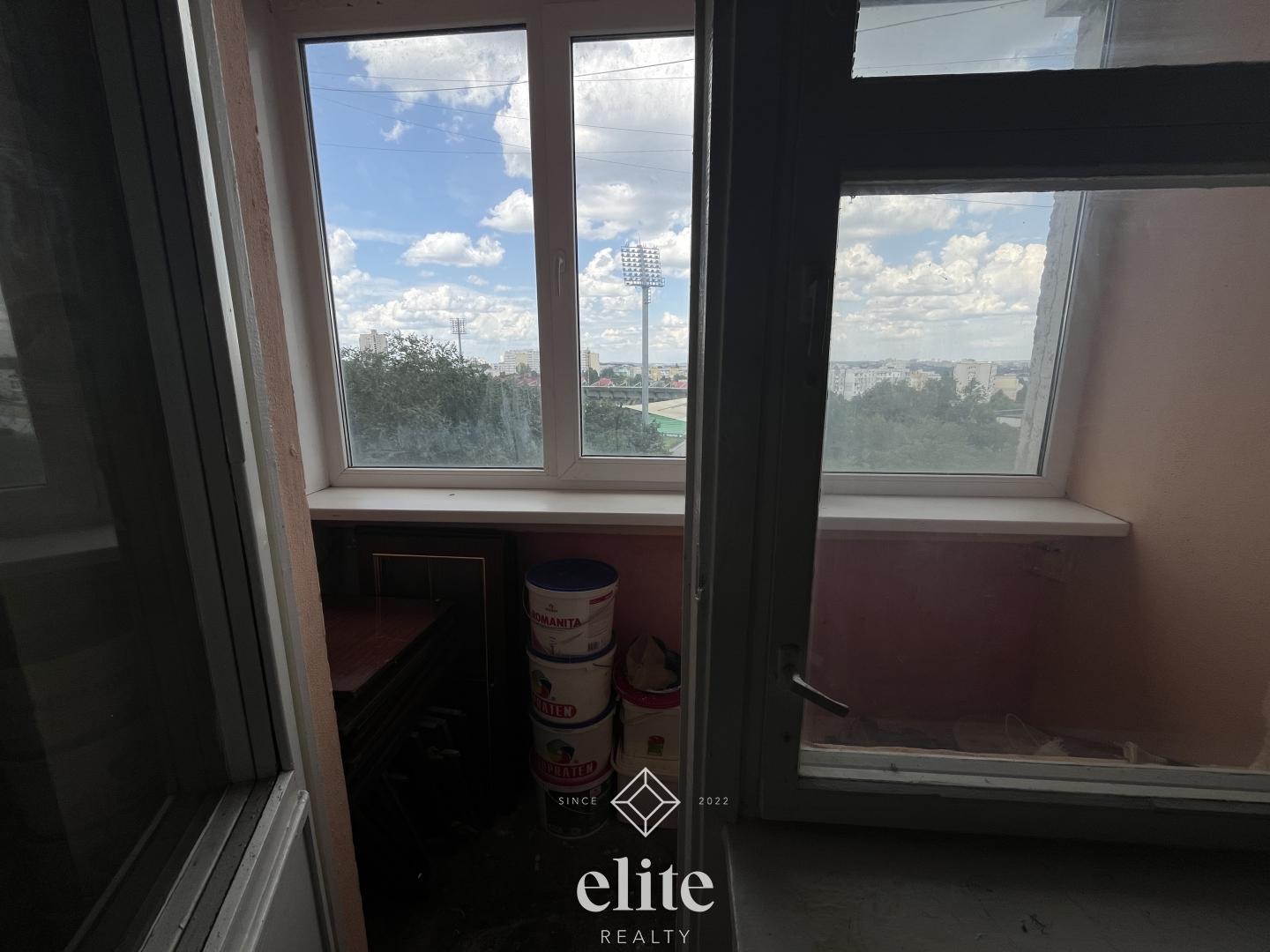 elite realty image