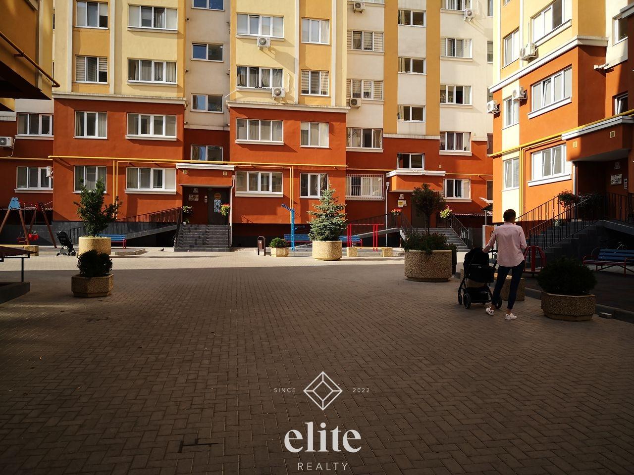elite realty image