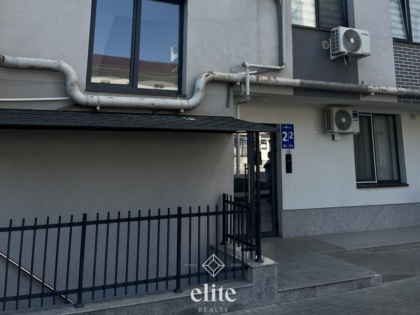 elite realty image