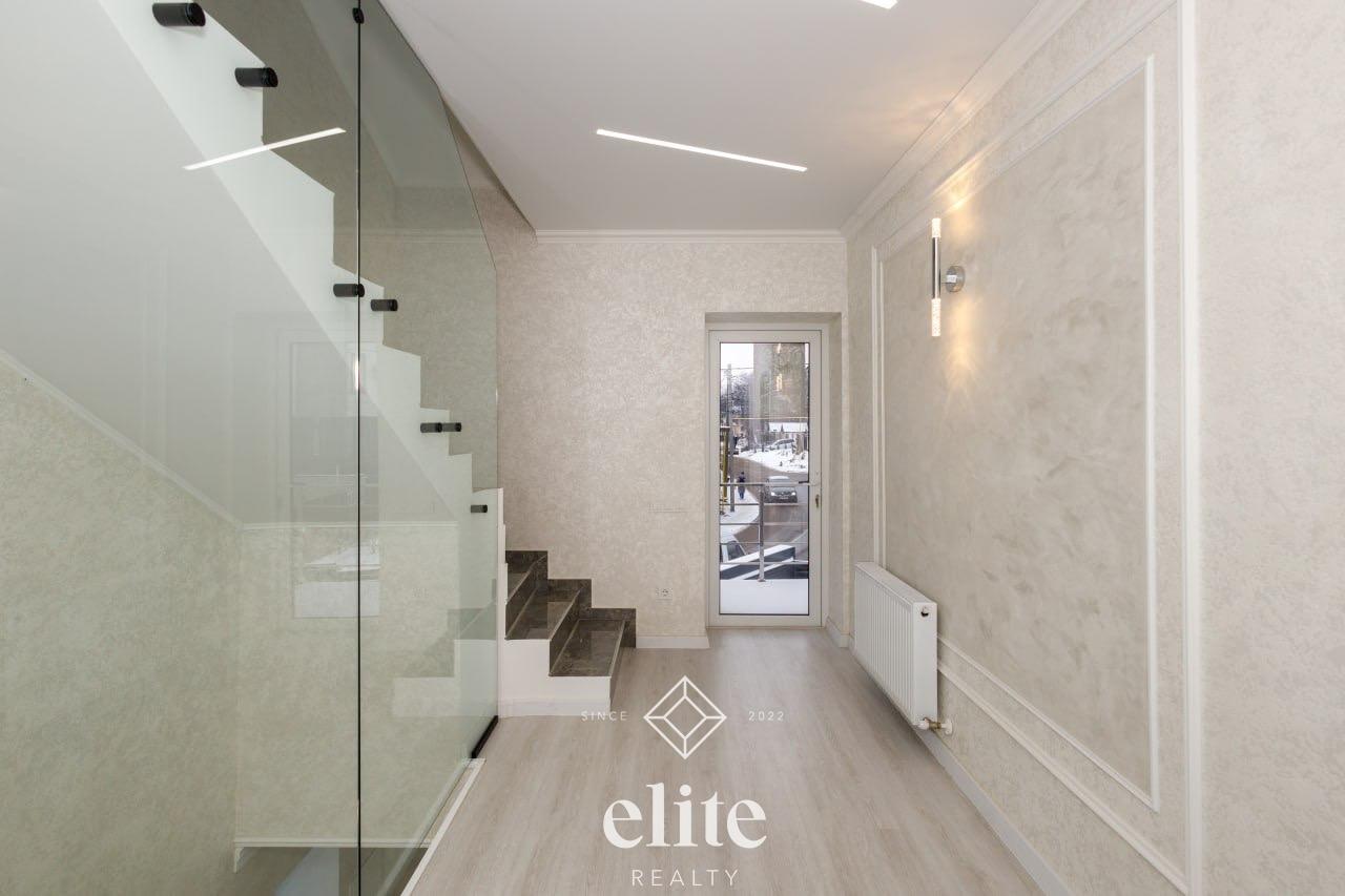 elite realty image