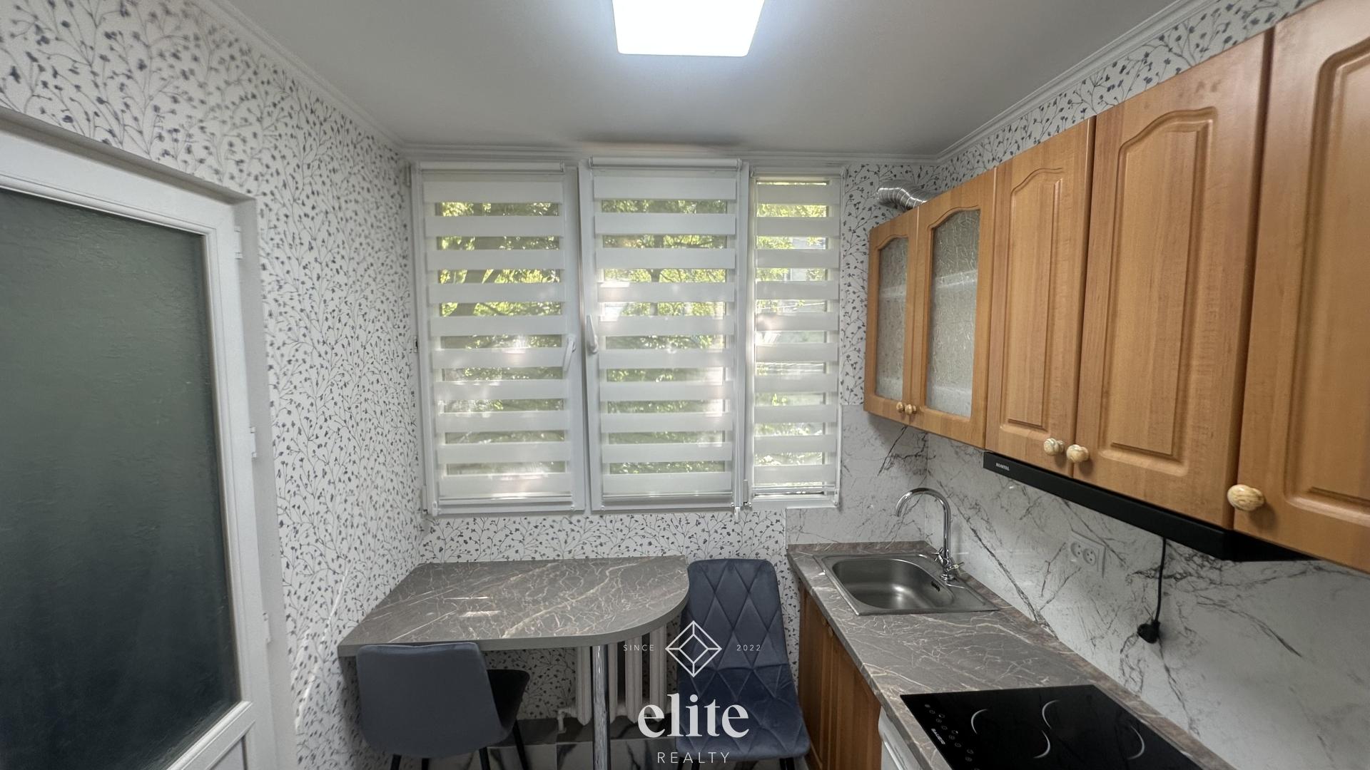 elite realty image