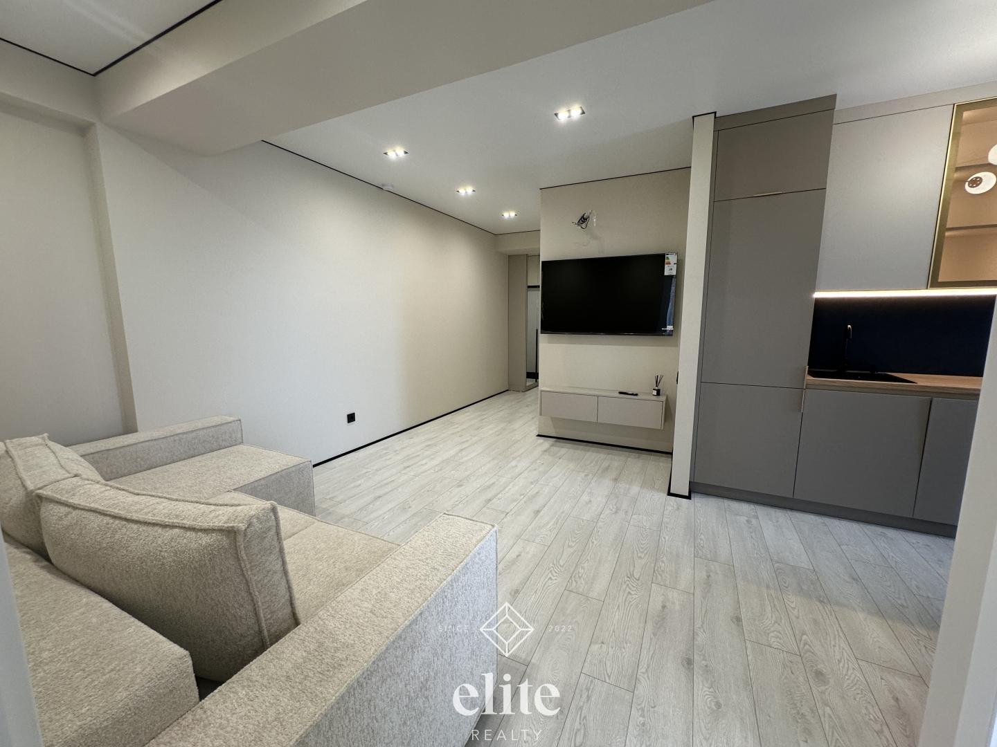 elite realty image