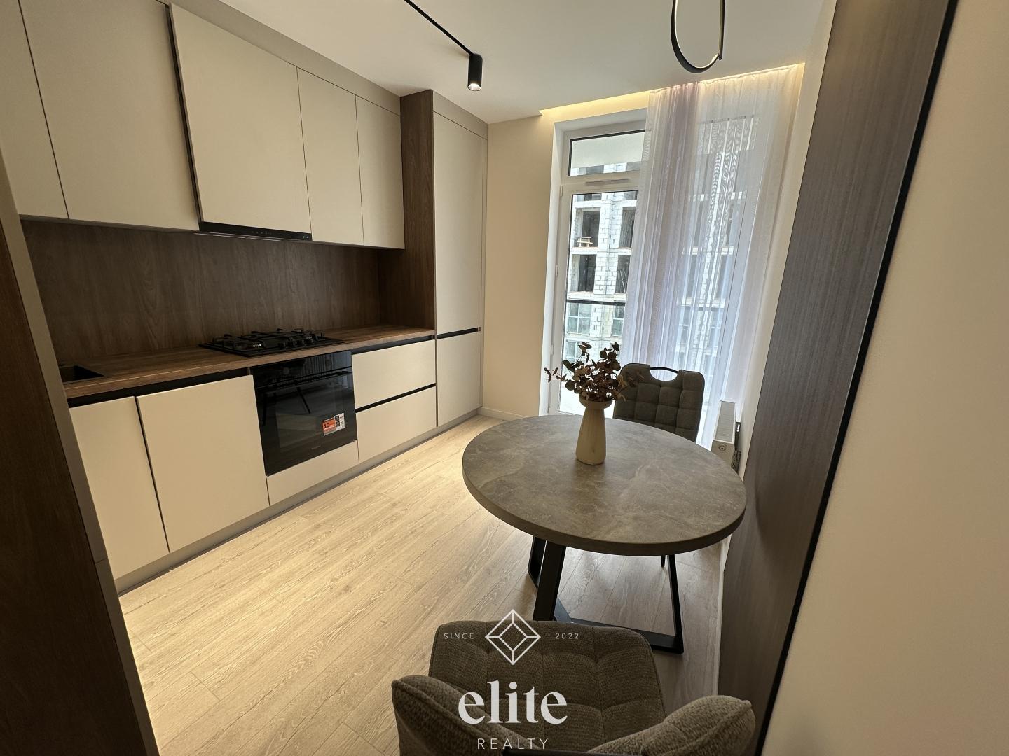 elite realty image