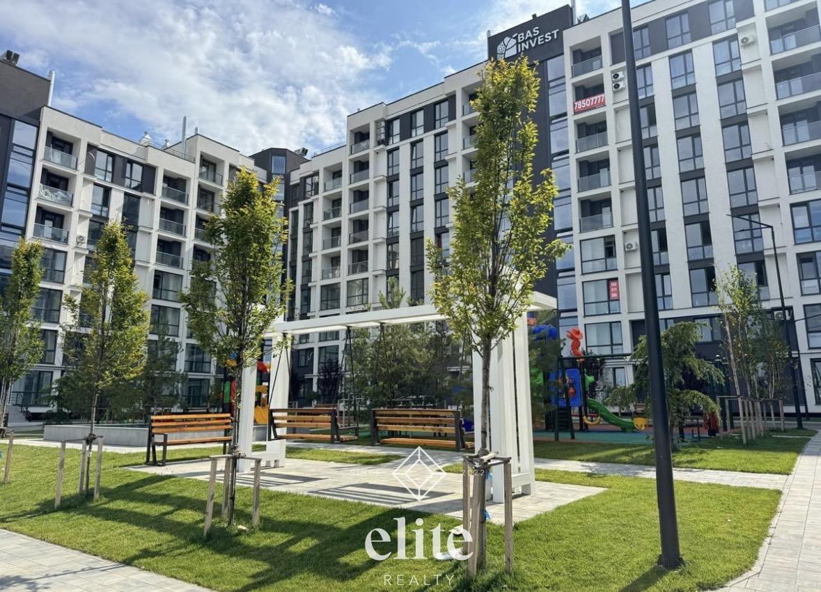elite realty image